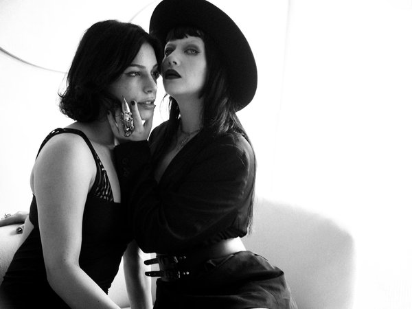 Elevate your lifestyle with exyashop's fashion shop offers