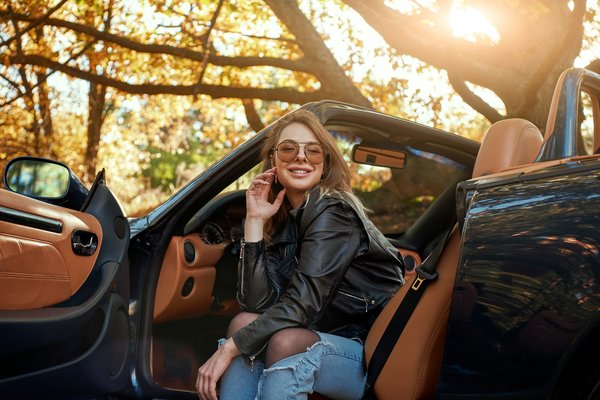 How to Choose the Right Fit for Jeans Based on Body Type?