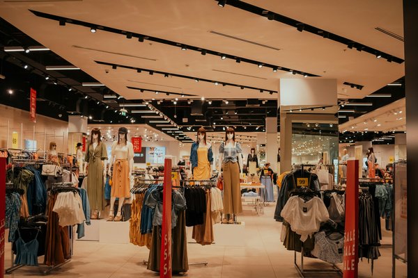 How to Incorporate Sustainable Practices into Your Fashion Choices?